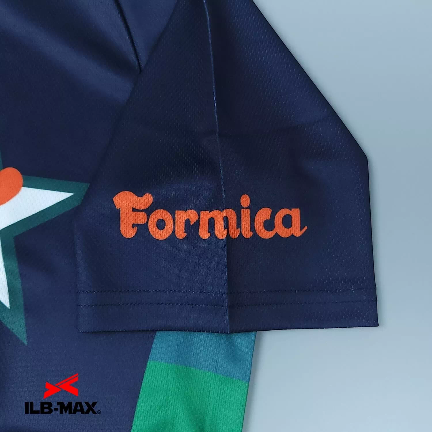 Formica_ST1