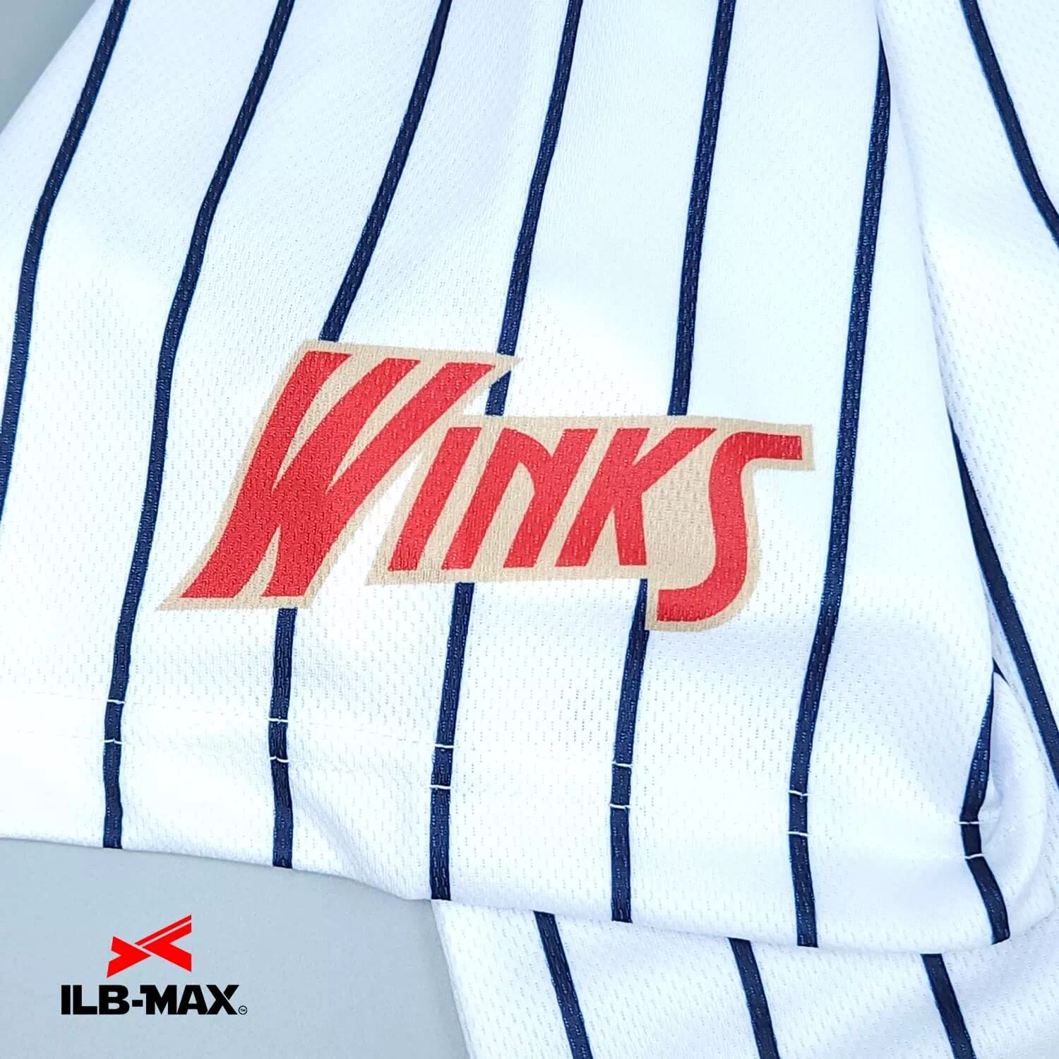WINKS1