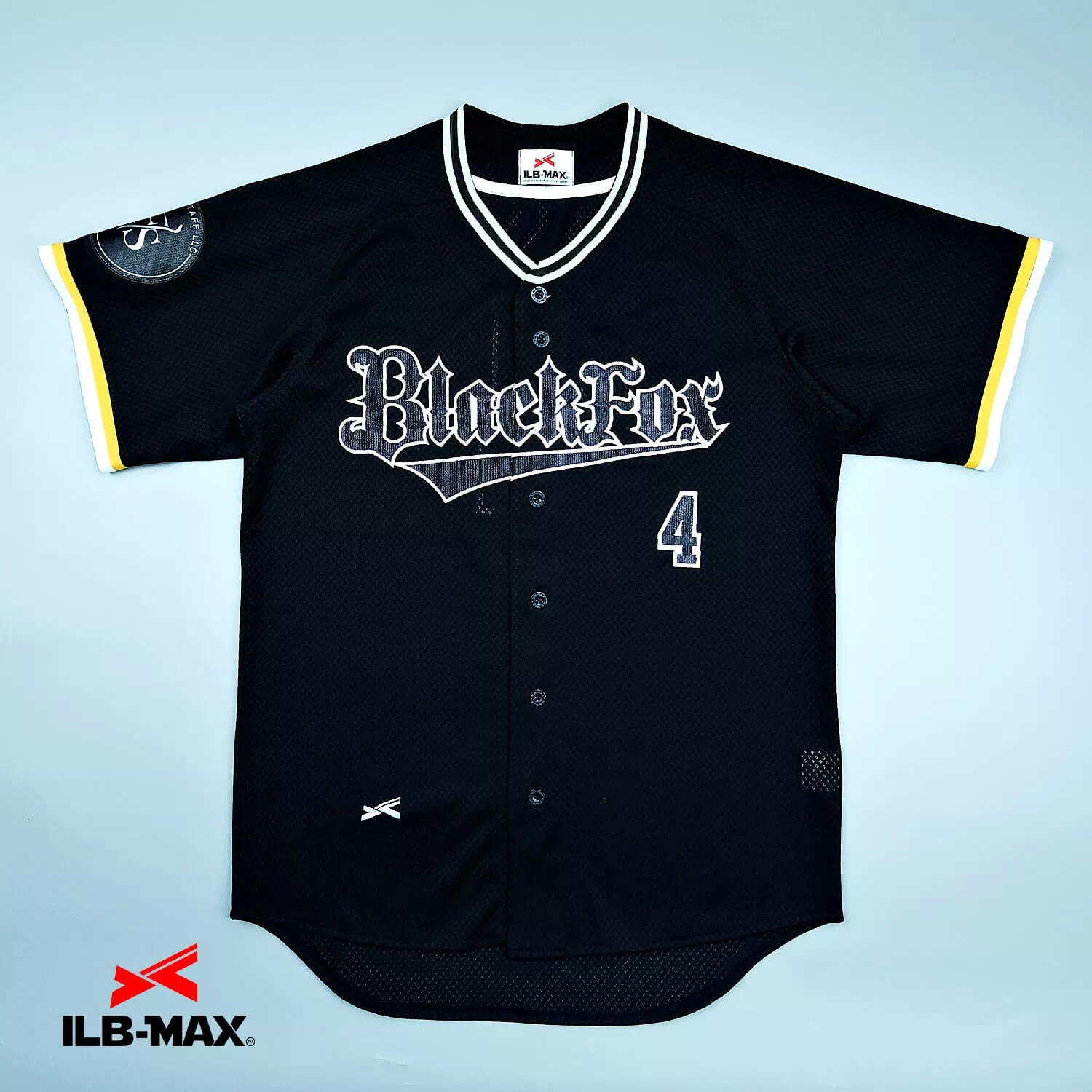 BLACK FOX_1st1