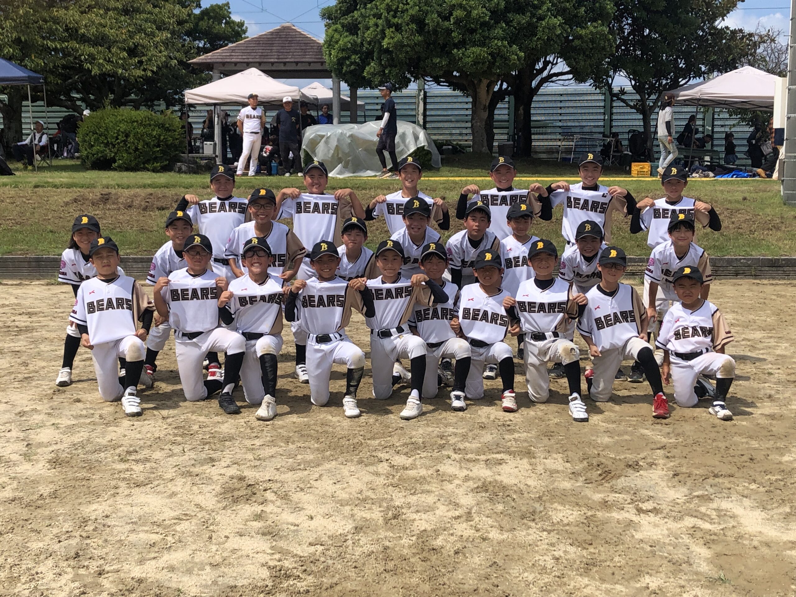 OMURA BEARS (4)