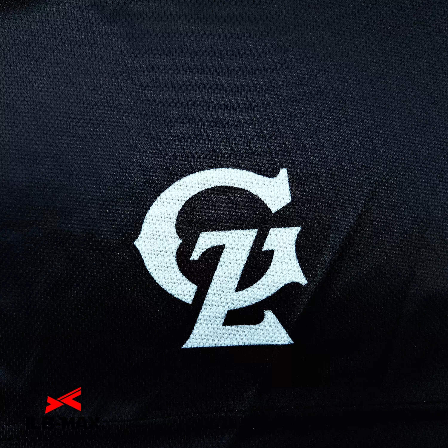 Glanz_1st_HP1