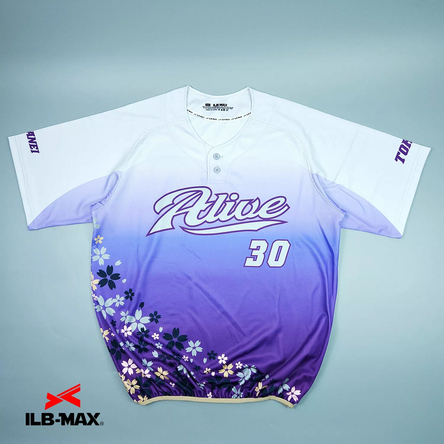 Alive_1st1